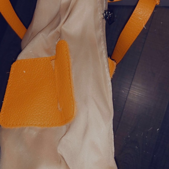 Organe shoulder bag like new, worn it once. 100% leather - Picture 4 of 7